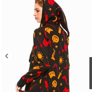 Her Universe Disney Hocus Pocus Dani Hooded Girls Flyaway Cardigan